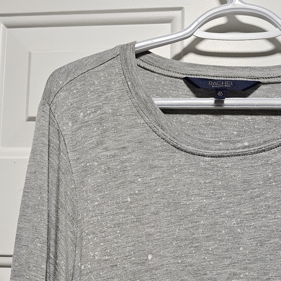 Rachel Roy, 2X exposed elbows - Picture 2 of 5